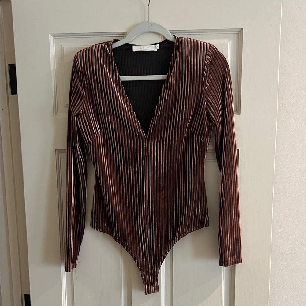 Astr Deep V-Neck Striped Bodysuit in Brown